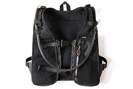 Restrap Race Hydration Vest