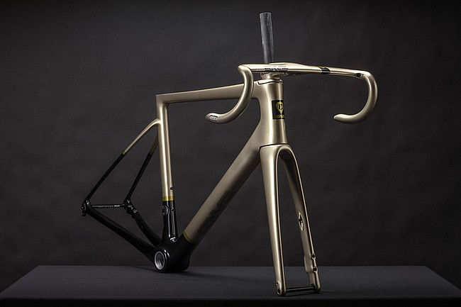 ENVE MELEE LTD Champagne Rolling Chassis 