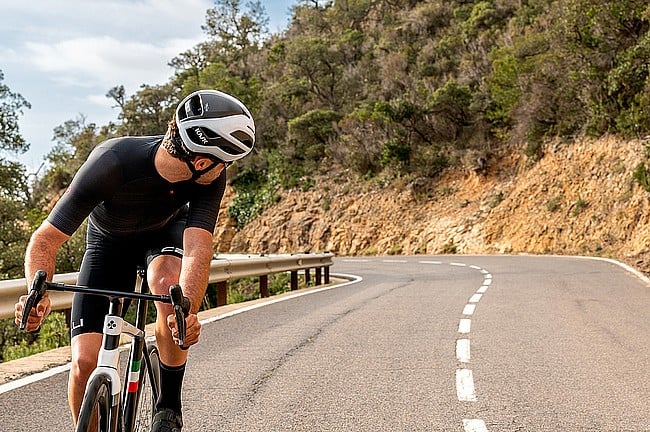 Kask Elemento Helmet 