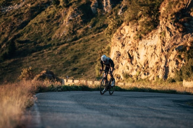 MET Rivale Mips Helmet 