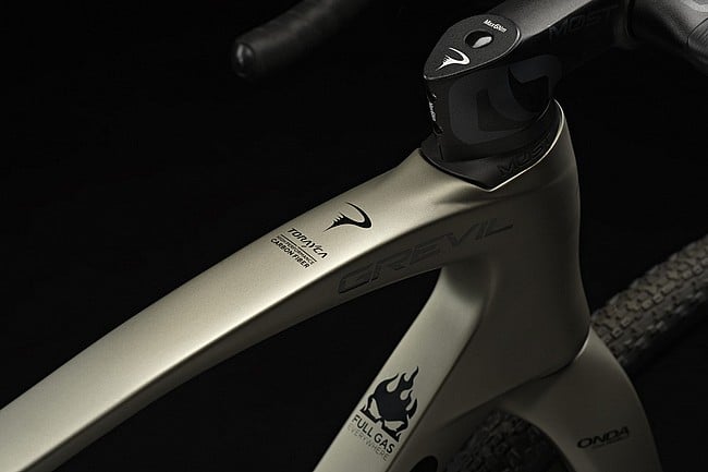 Pinarello Grevil F5 GRX610/820 Gravel Bike 