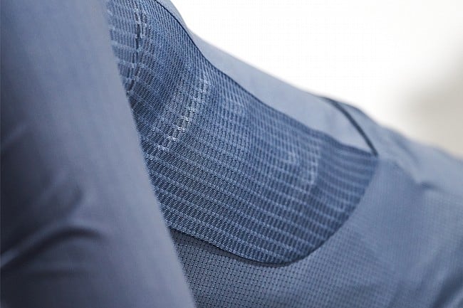 Pearl Izumi Womens PI/Red Jersey Wild Wind