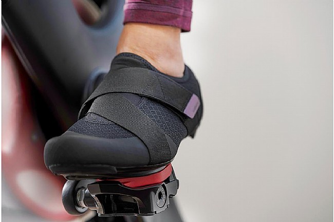 Shimano Womens SH-IC100 Indoor Cycling Shoe 