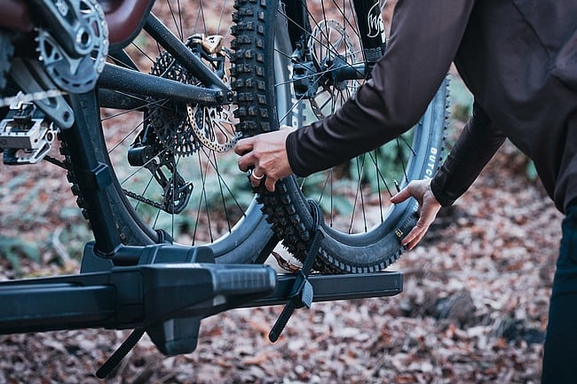 Thule Vero 2-Bike Hitch Rack 