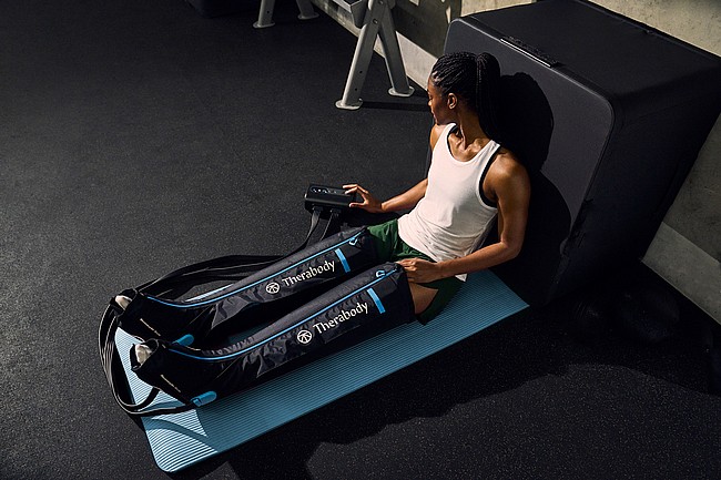 RecoveryAir Prime Pneumatic Leg Compression System 