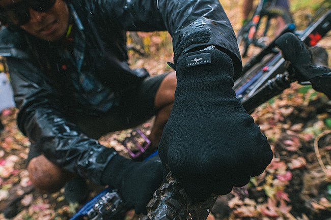 SealSkinz Waterproof All Weather Ultra Grip Knitted Glove 